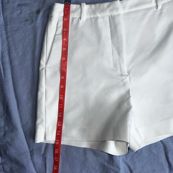 Zara Classic White Women's Shorts - Picture 10 of 15